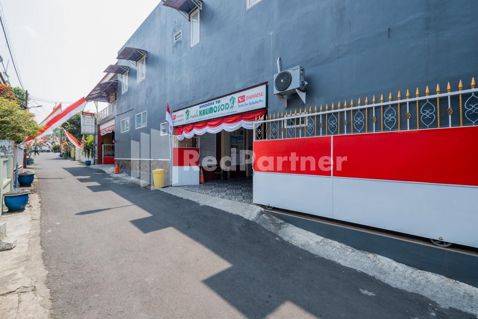 Omah Kalimosodo Mitra Reddoorz Near Stasiun Malang Kota Baru Hotel Eksteriør billede